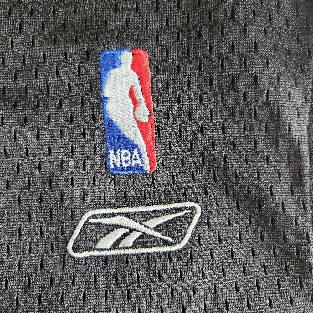 Signed Andre Iguodala Jersey - Picture 7 of 7